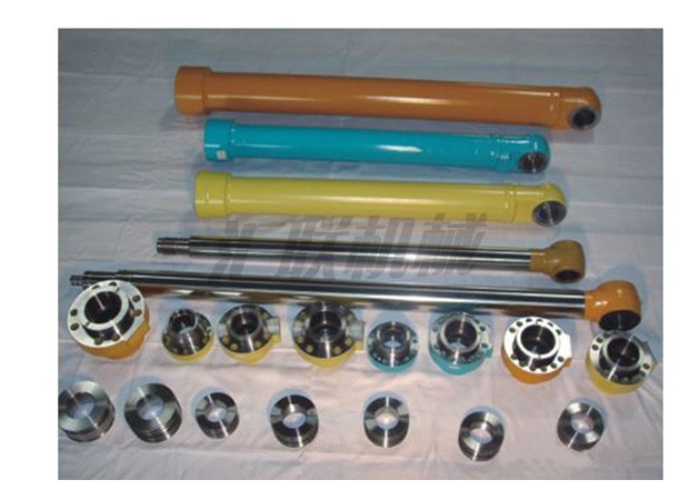 L-2335 cylinder heads, pistons, nuts, before and after the buffer