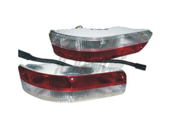 L-1945 SK200-6 taillights